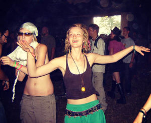 Glade 2005 Dance Stage (125)